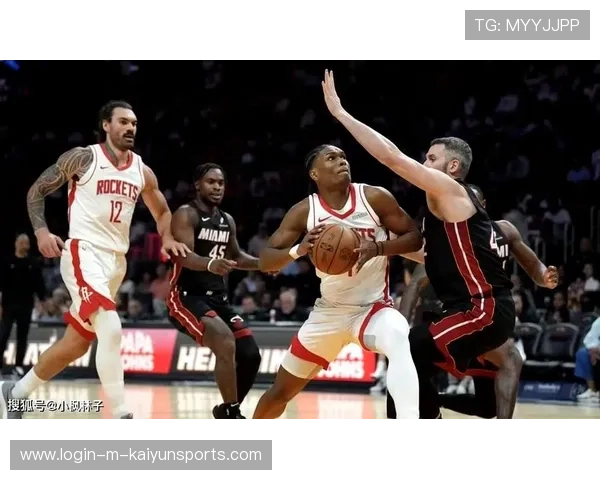 热火这防守太硬了，连主帅都鼓掌，热火队防守